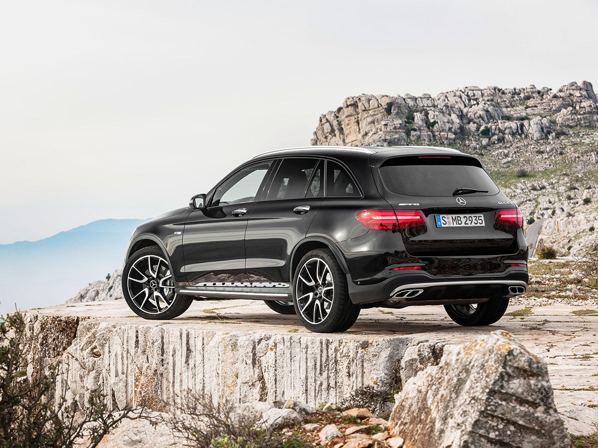 031716-mercedes-amg-glc43-art-2.jpg