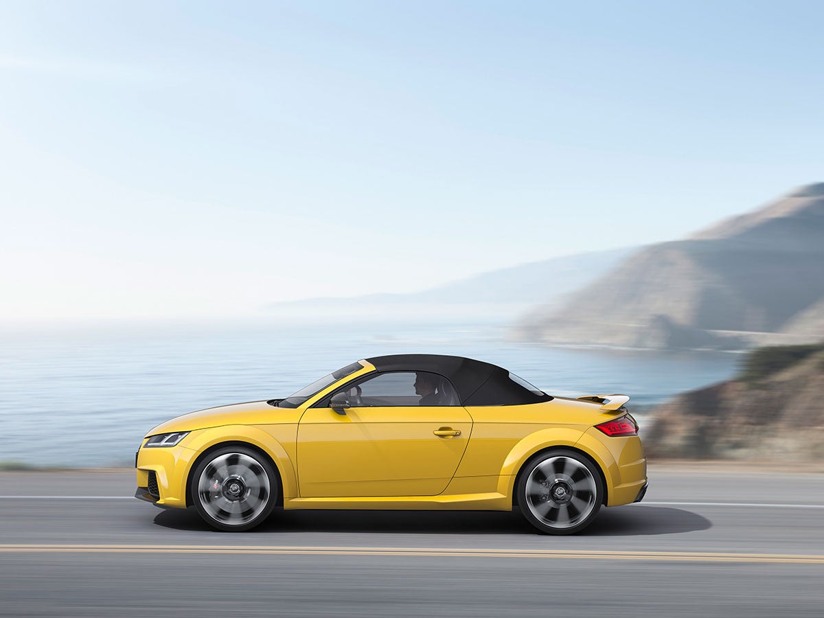 0425160-audi-tt-rs-art-5.jpg