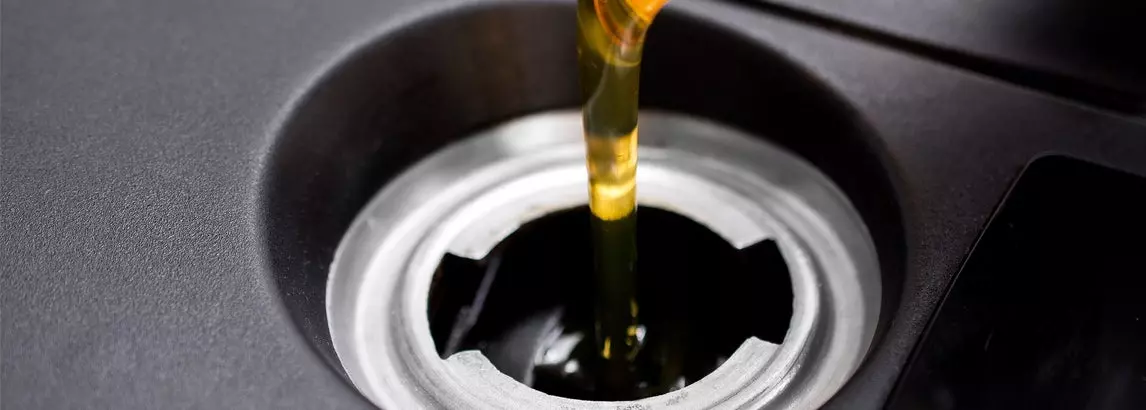 10 Steps to Change Your Engine Oil | Autance
