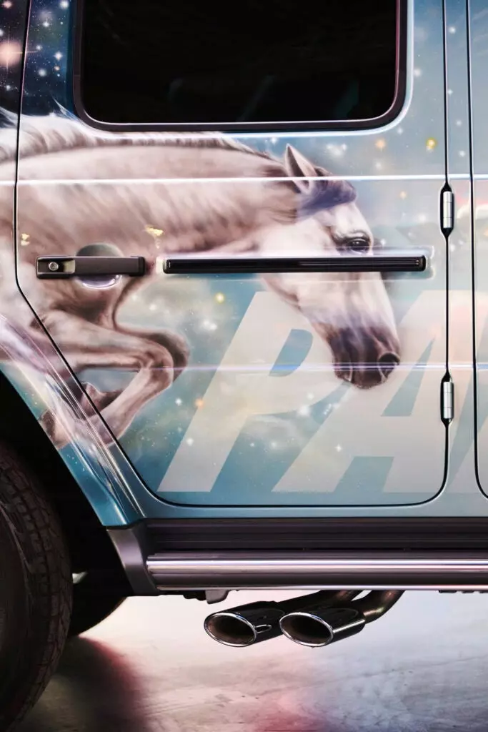 A Sparkly Horse-Clad, Streetwear-Inspired Mercedes-Benz G-Wagon Is Remarkably Apt