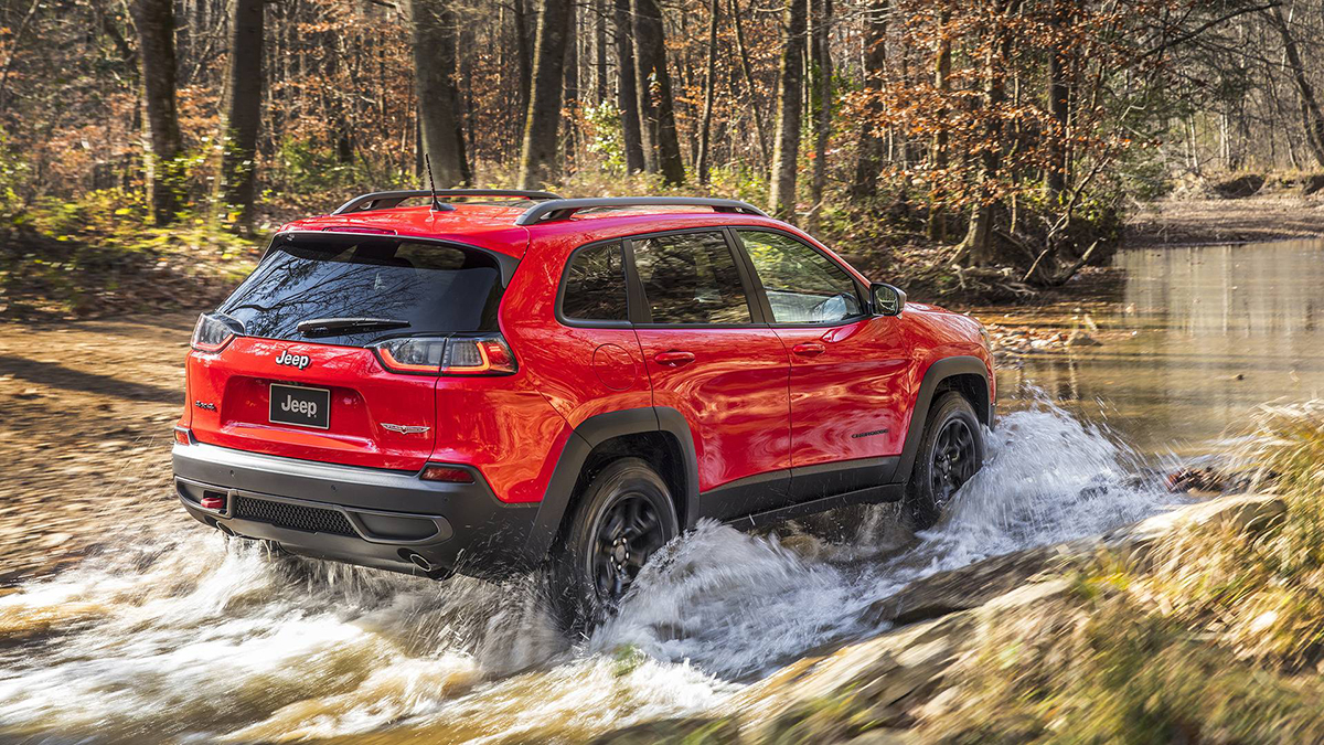 message-editor%2F1516092605555-2019-jeep-cherokee-trailhawk3.jpg