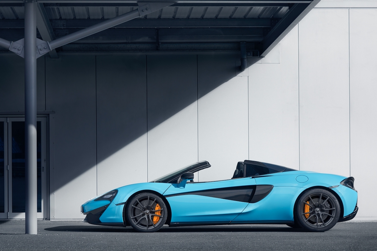 message-editor%2F1522350370490-9083-mclaren-570s-spider-track-pack02.jpg