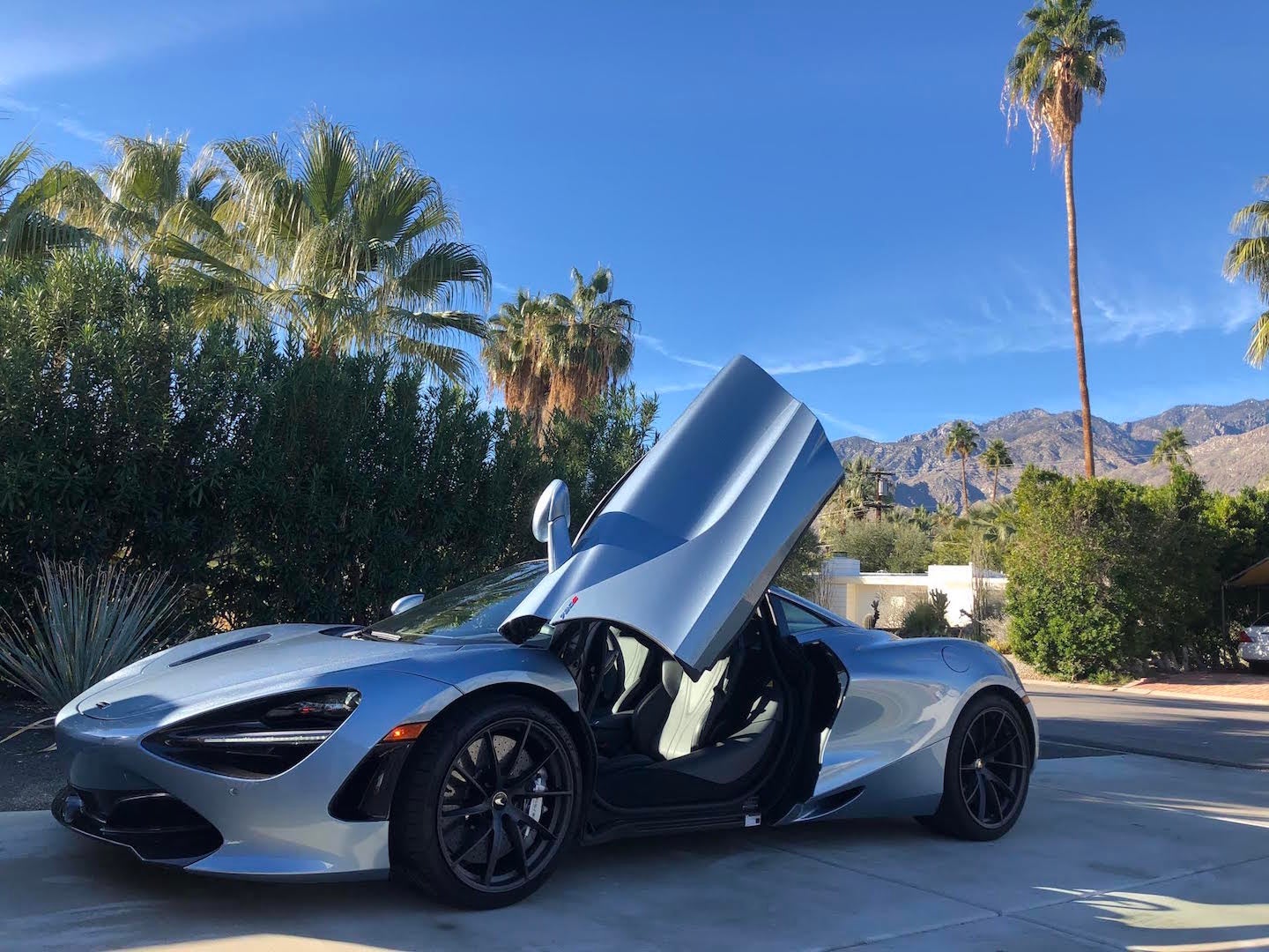 mclaren 720s review test drive lawrence ulrich