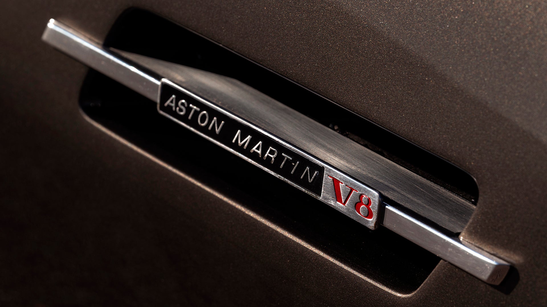 Aston Martin V8 Series 4, <i>Aston Martin | Max Earey</i>