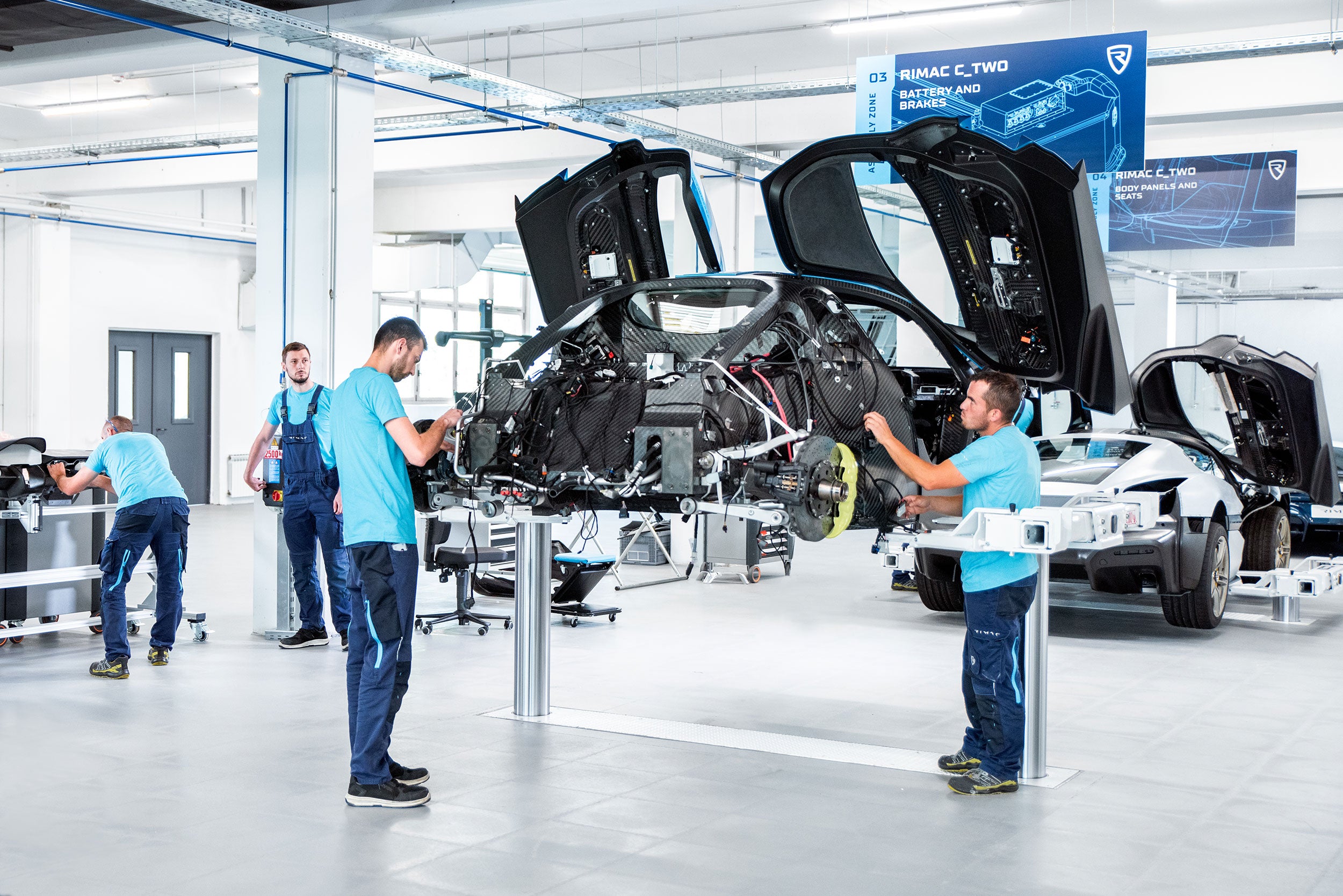 message-editor%2F1595953869392-rimac-c_two-prototype-assembly-line-5.jpg