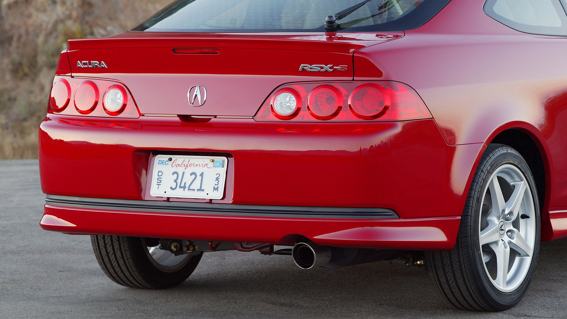 <p class="caption-title">2005-2006 Acura RSX Type S</p>, The Acura RSX Type S debuted for 2002 and received a refresh for 2005., <i>Acura</i>
