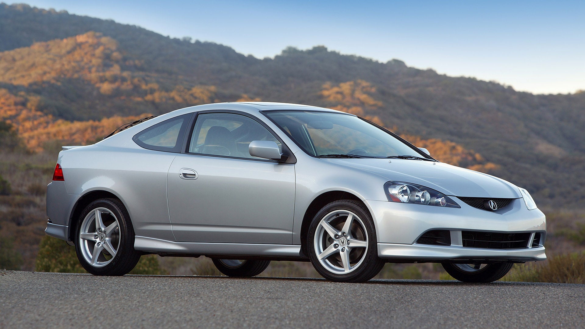 <p class="caption-title">2005-2006 Acura RSX Type S</p>, The Acura RSX Type S debuted for 2002 and received a refresh for 2005., <i>Acura</i>