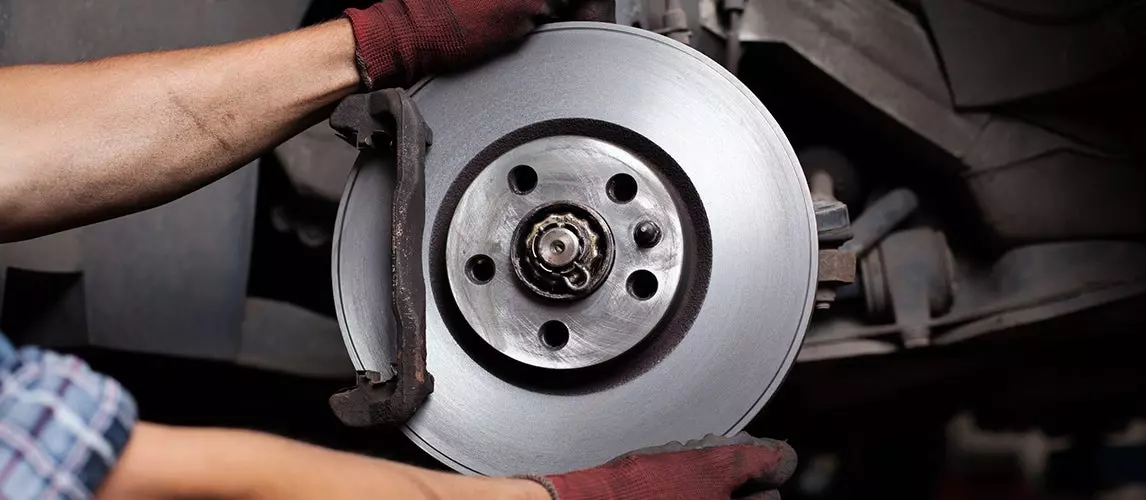 8 Reasons Your Brakes Are Grinding | Autance
