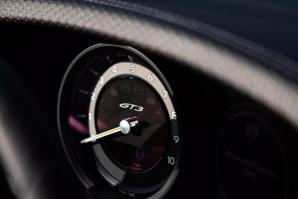 The 2022 Porsche 911 GT3 Touring Manual Transmission Driving Experience: An Expert Review Compilation