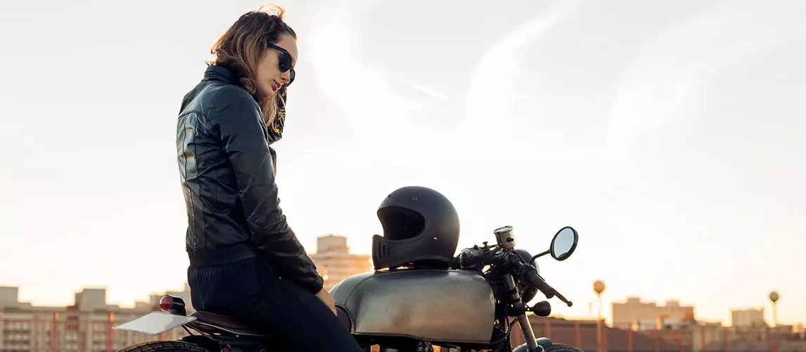 The Best Women’s Motorcycle Helmets (Review) in 2022