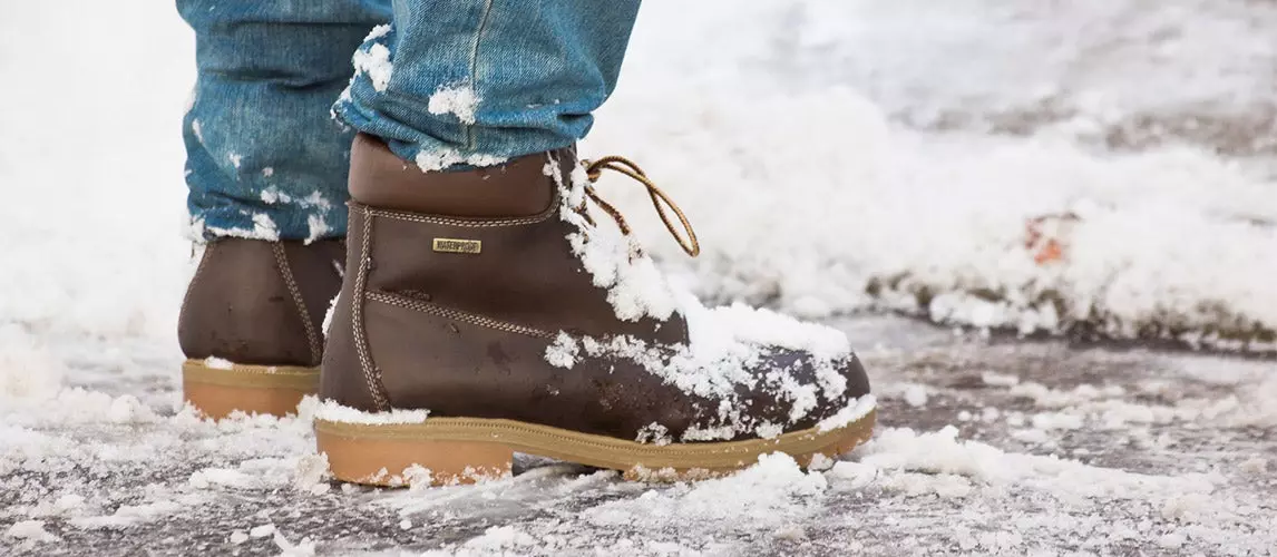 Best Work Boots: Keep Your Feet Protected on the Job | Autance