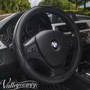 Best Steering Wheel Covers:  Reviews and Buying Guide