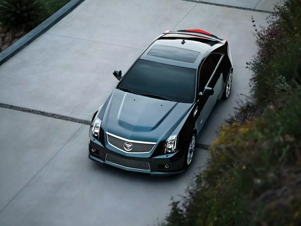 Cadillac CTS-V: The Car Autance (Second Gen)