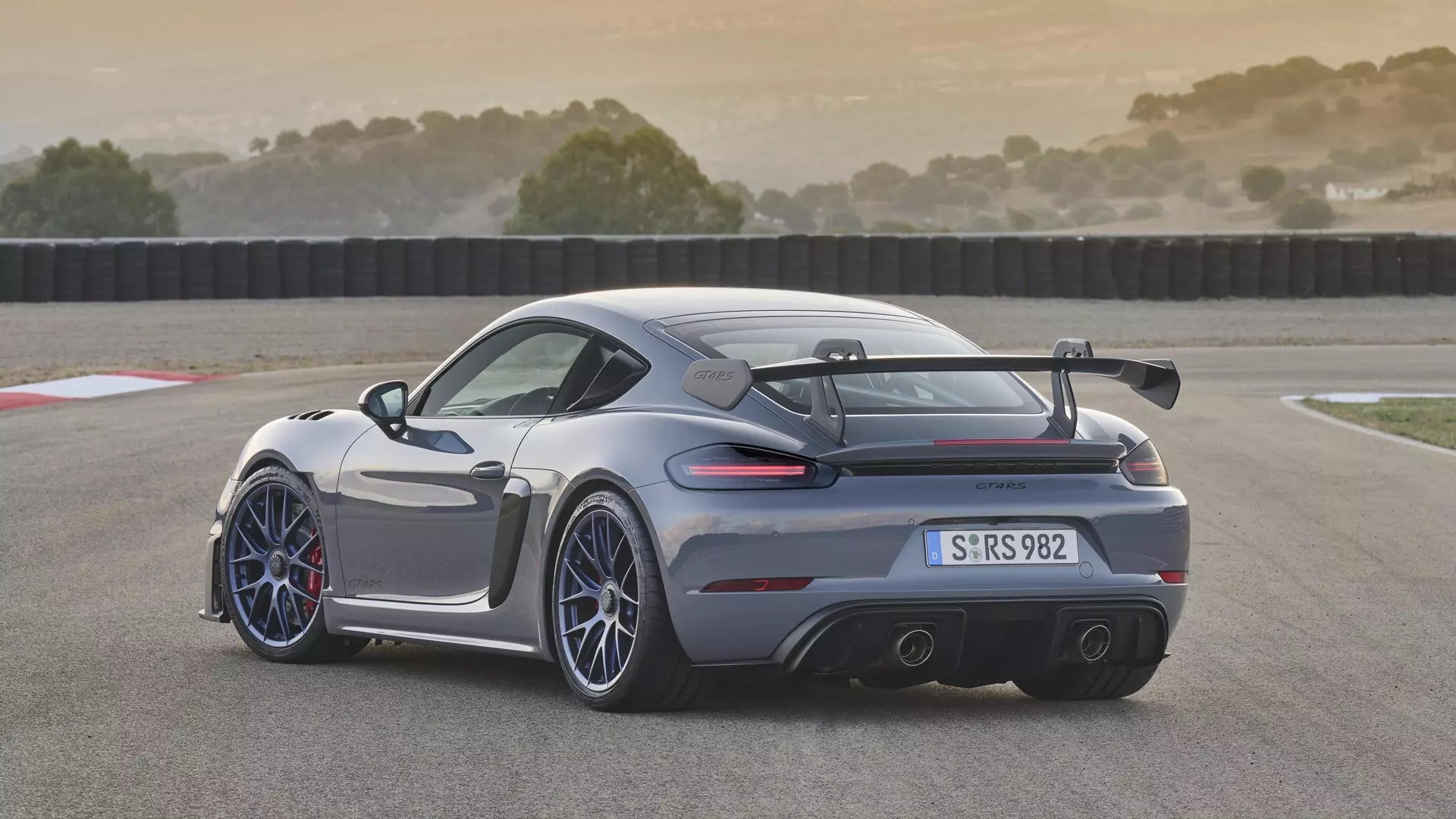 The GT4 RS Cayman Is in Serious Danger of Becoming the Coolest New Porsche