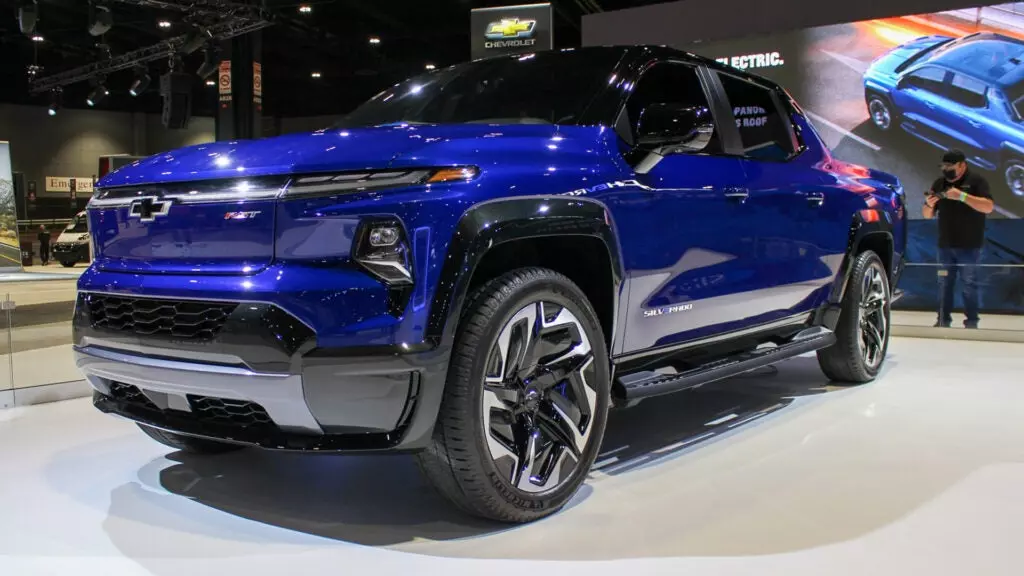 2022 Chicago Auto Show: The EVs Are Compelling, but the Retro Trucks Are Cooler