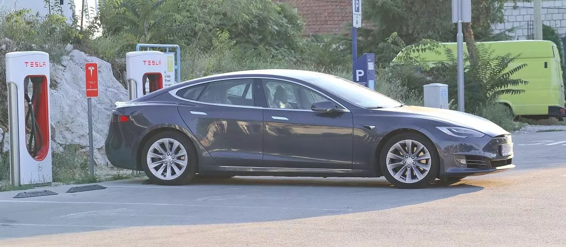 How Long Does it Take To Charge a Tesla &#038; How Much Does it Cost?