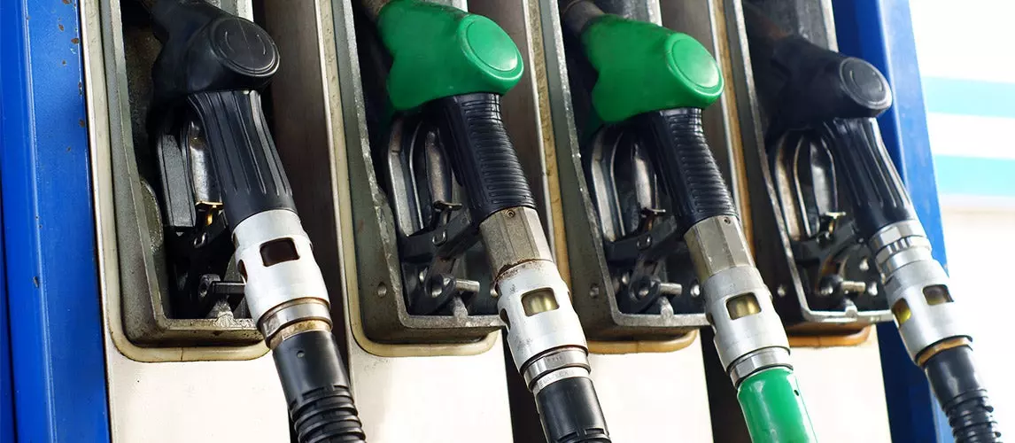 How To Choose Between a Petrol Vs Diesel Car