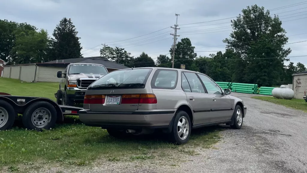I Scored a Classic Honda Accord With the Holy Trinity of Attributes: Brown, Manual, Wagon