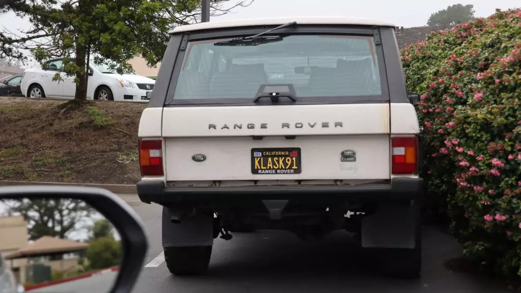 This Range Rover Is Kind of Like a Cartier Bracelet