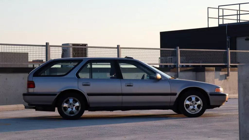 1993 Accord Wagon Side View