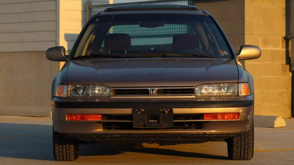 1993 Accord Wagon Dead On Front View