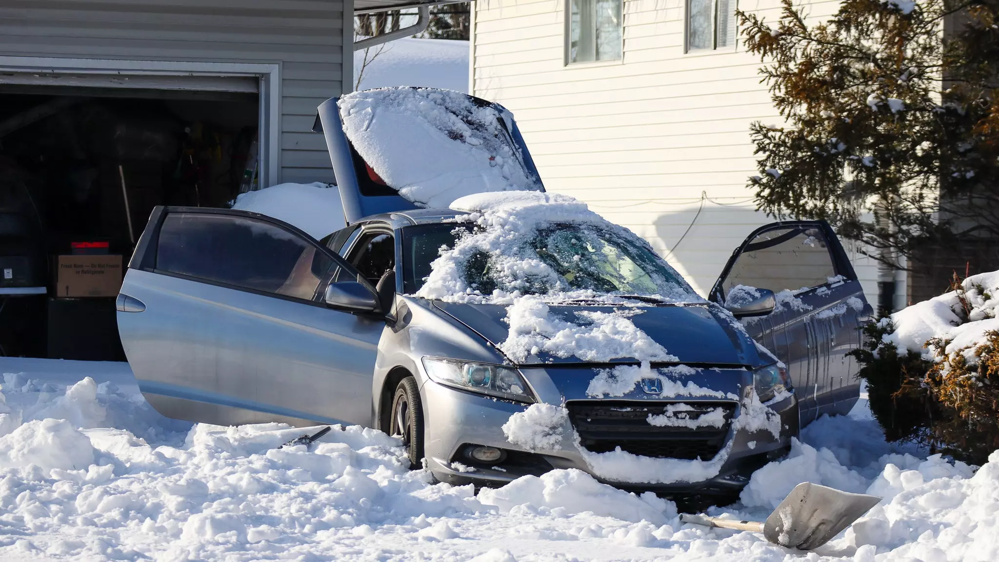 I Shoveled a Foot of Snow From an Elderly Woman’s Driveway To Save This Honda CR-Z