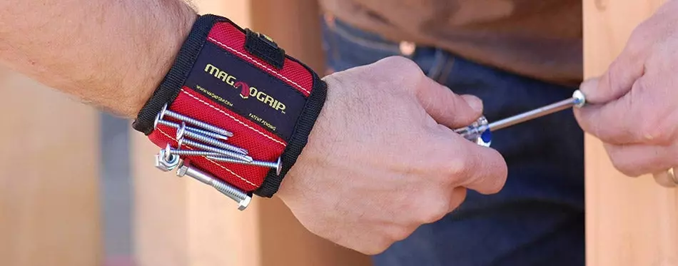 MagnoGrip Magnetic Wristband