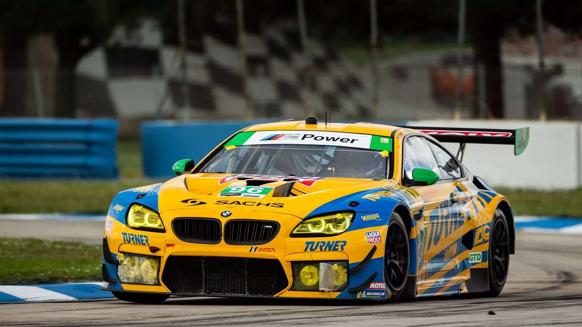 Let a BMW Racing Legend Show You the Ropes at Road America | Autance