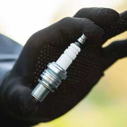 The Best Spark Plugs for 5.0 Mustang: 2021 Review