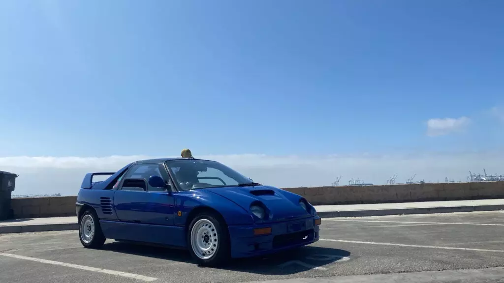 The Autozam AZ-1’s Adorable Vibes Are Nearly Suffocating