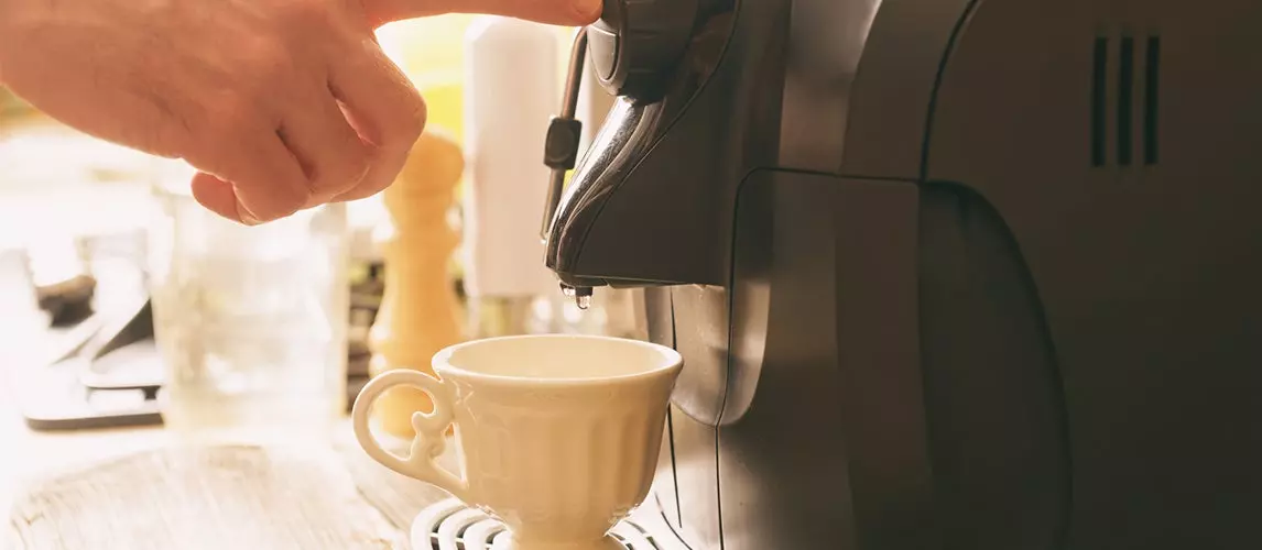 The Best Coffee Makers For RVs (Review) in 2023 | Autance