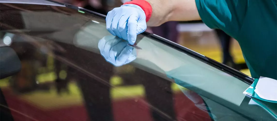 The Best Windshield Repair Kit (Review &#038; Buying Guide) in 2023 | Autance