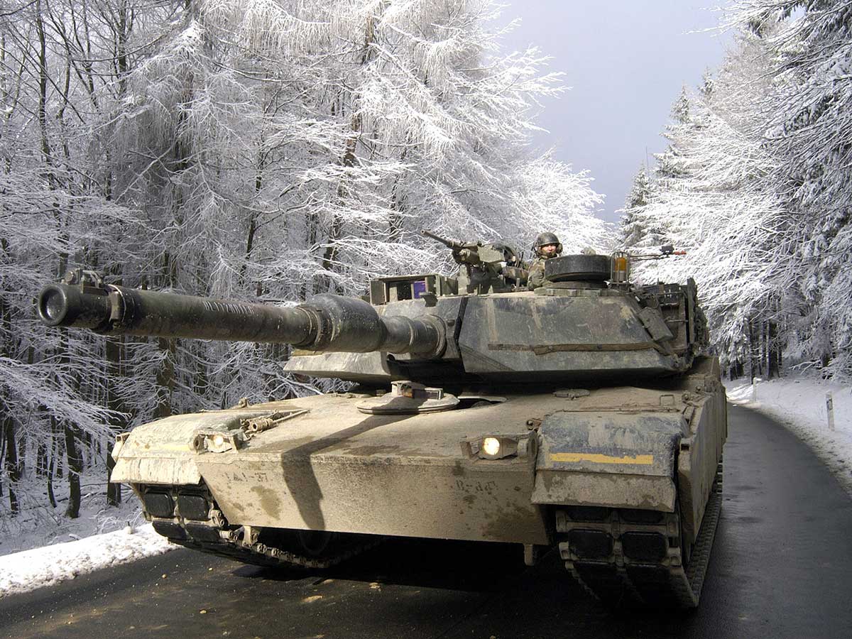 history-tanks-m1-abrams-art.jpg