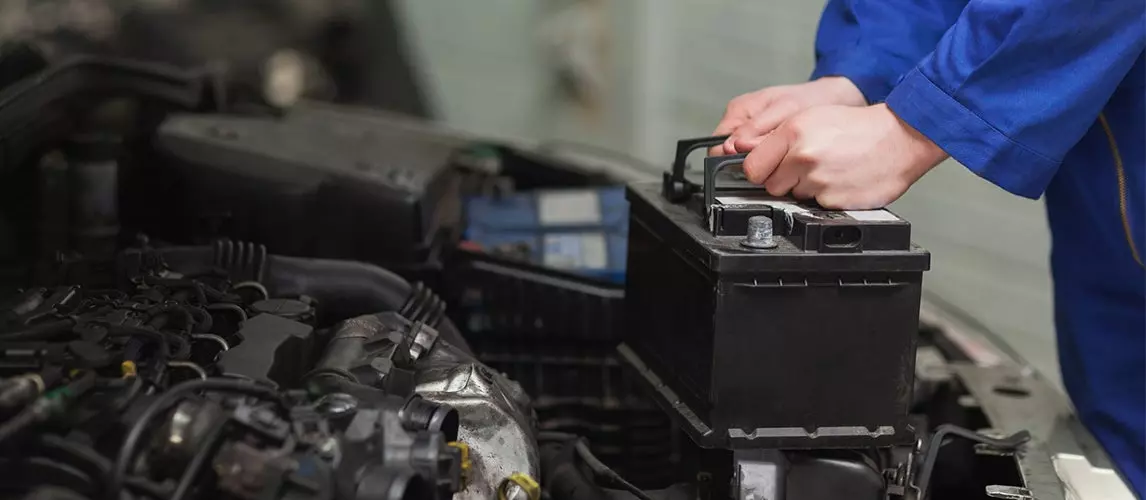 How to Safely Remove your Car Battery | Autance