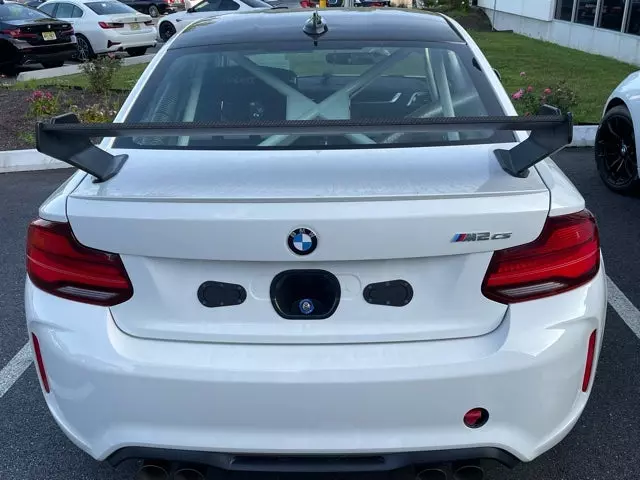 2020 BMW M2 CS Racing