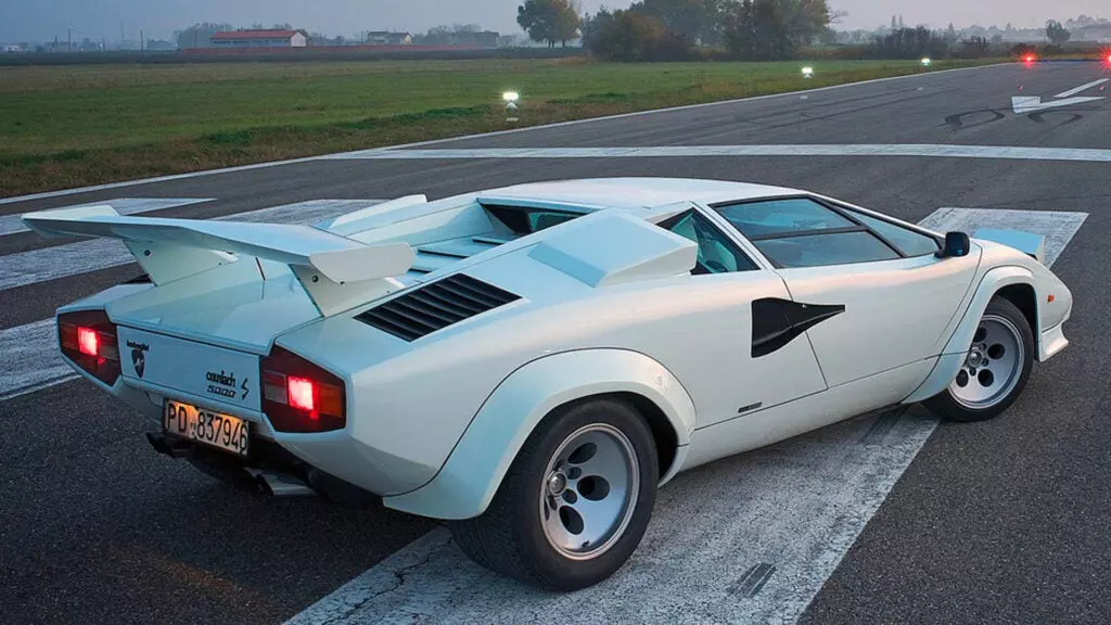 The New Lamborghini Countach Made Me Realize I’m a Little Tired of Nostalgia