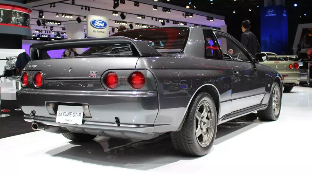 An R33 Nissan Skyline in America Is Cause for Pause