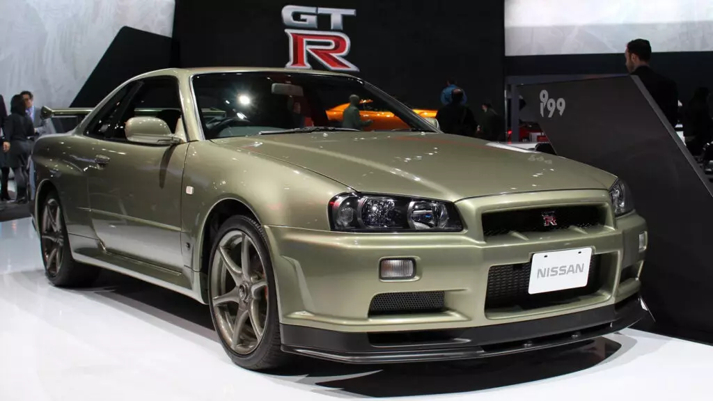 A Nissan Skyline GT-R M Spec Nur at the 2016 NY Auto Show.