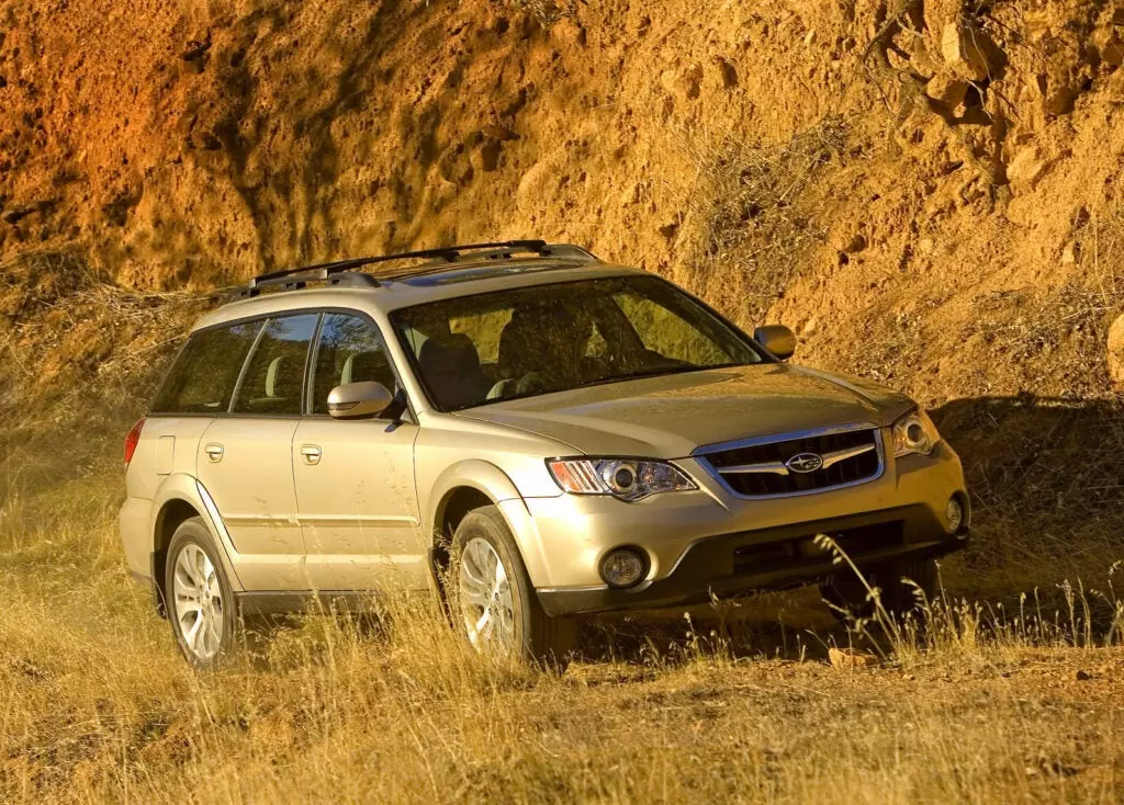 Subaru Outback: The Car Autance (2005-2009)