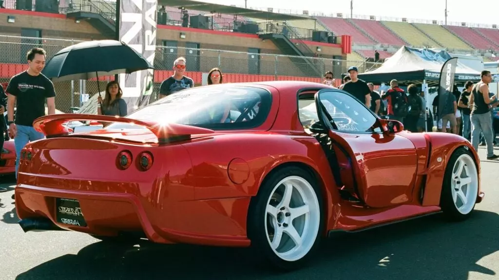 FD Mazda RX-7 Rotary Sports Car