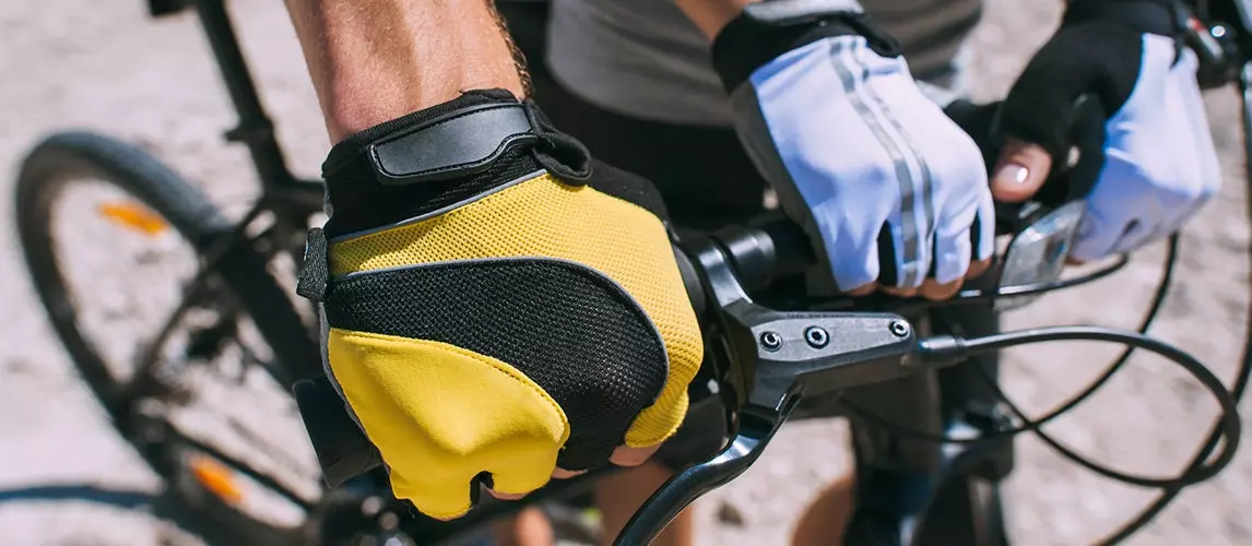 The Best Mountain Bike Gloves (Review) in 2022