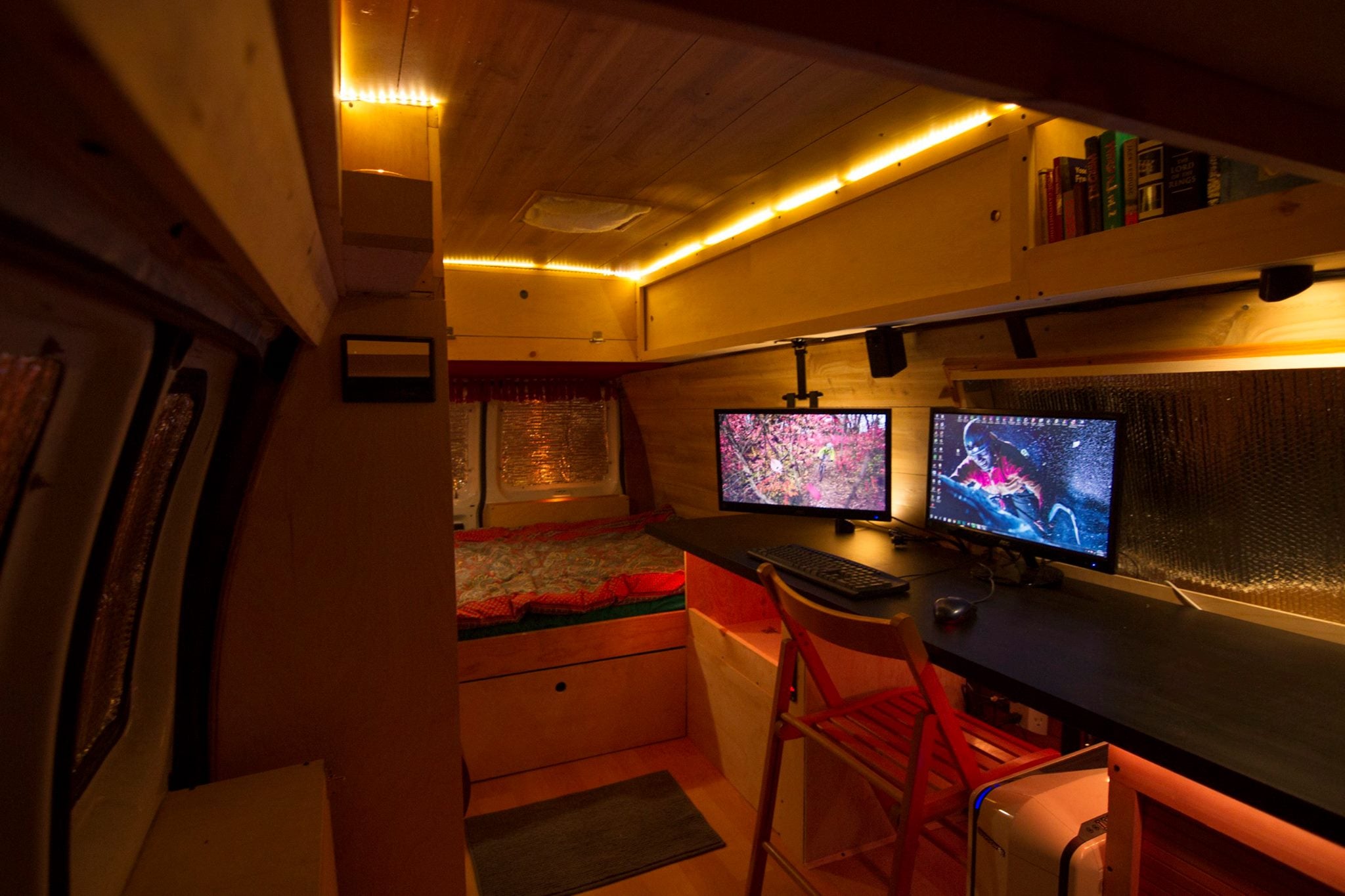 vanlife-computers.jpg