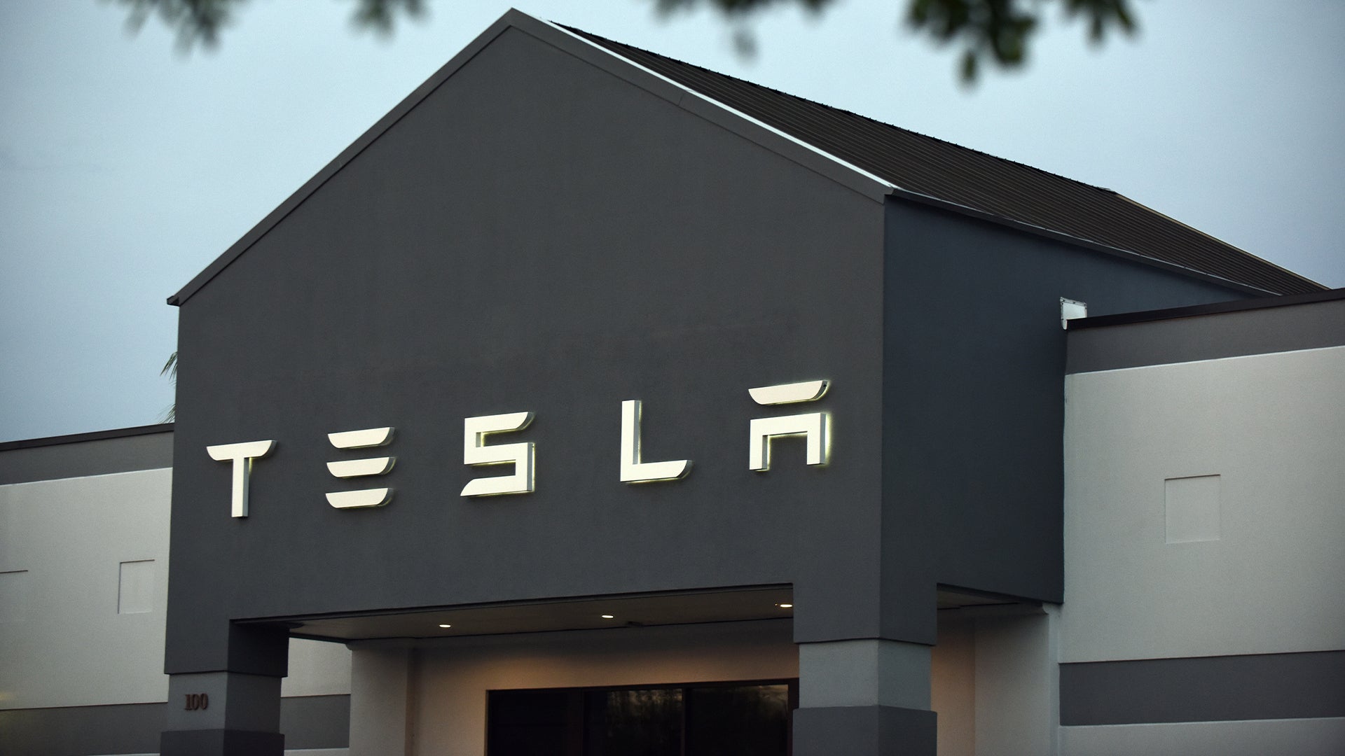 Tesla’s Found a Way Around Direct Sales Bans by Putting Dealerships on Tribal Lands