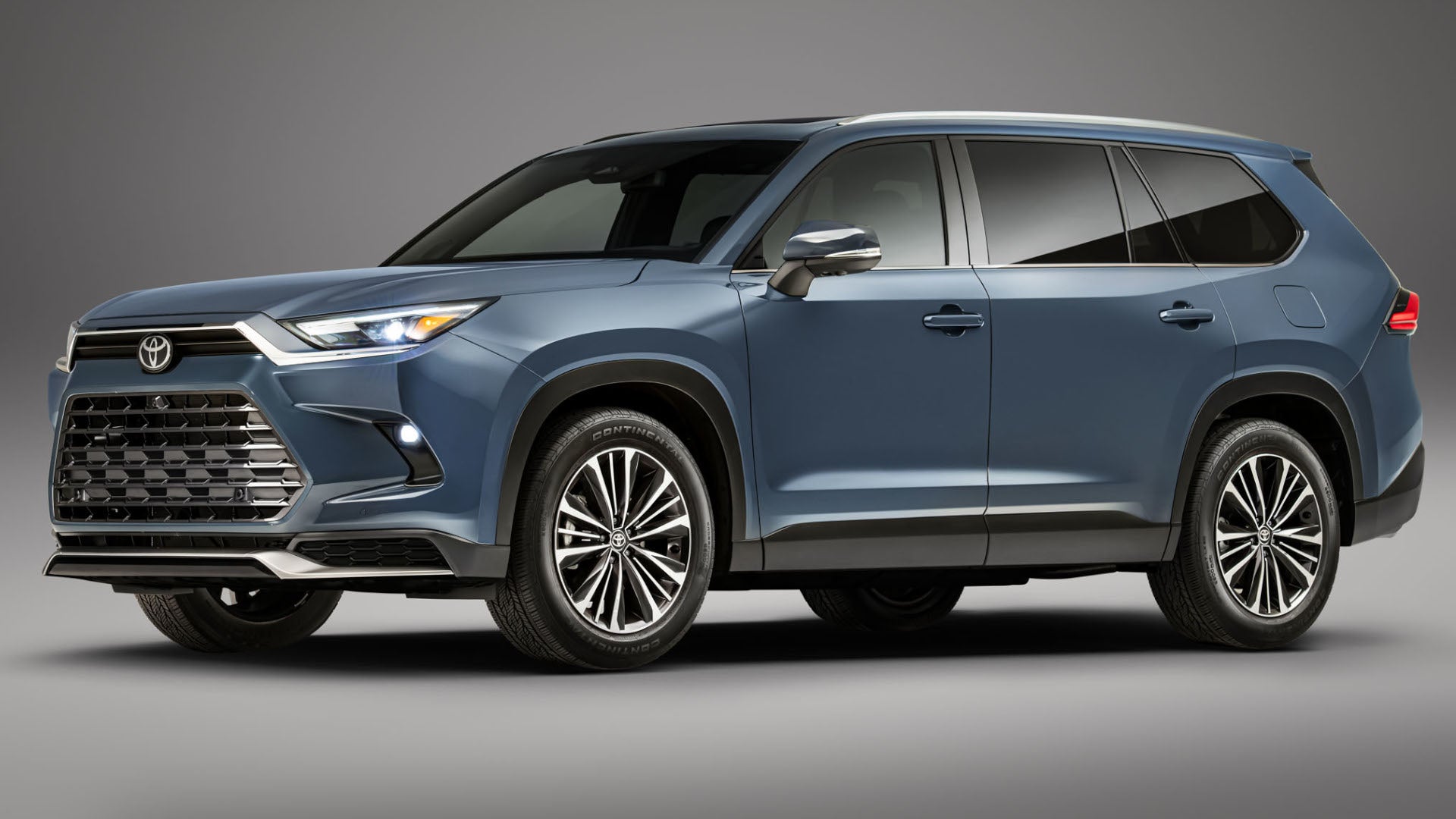 2024 Toyota Grand Highlander: The 362 HP Family SUV That Seats Seven Adults in Comfort