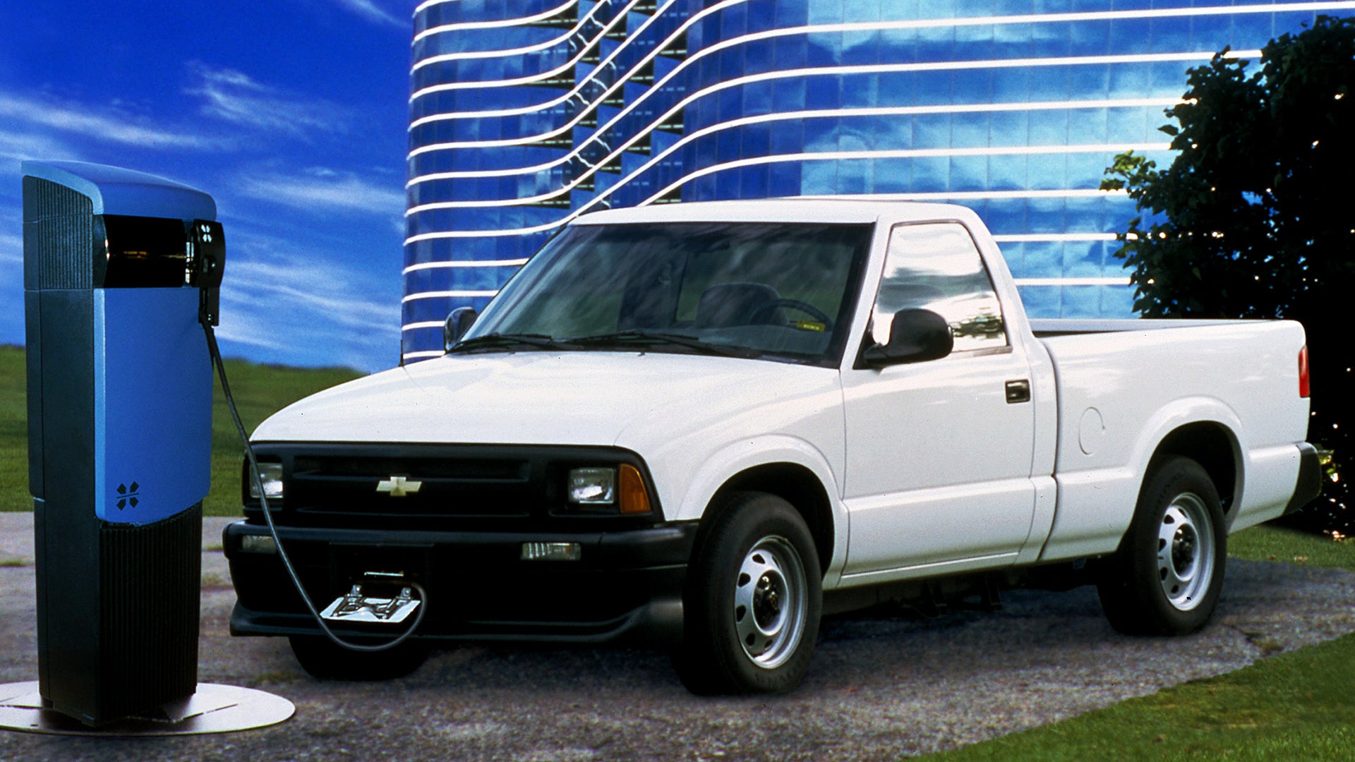 Forget the Cybertruck: Get Yourself a Factory 1997 Chevrolet S-10 Electric Pickup