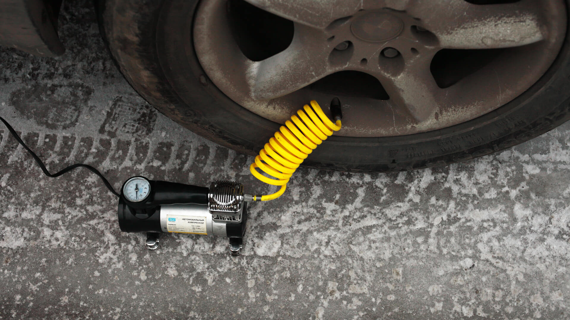 The Best Portable Tire Inflators: Avoid Getting Stranded