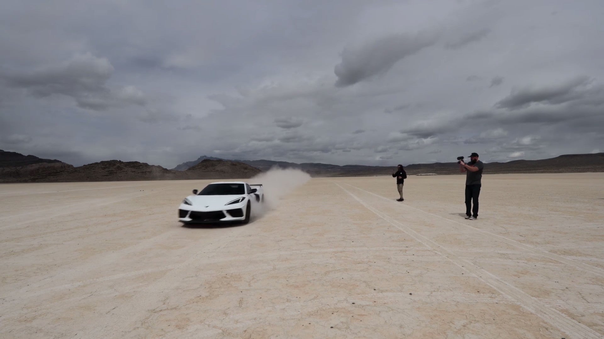 Watch a 2020 Chevrolet Corvette C8 Stretch Its Legs to 173 MPH on a Dry Lakebed
