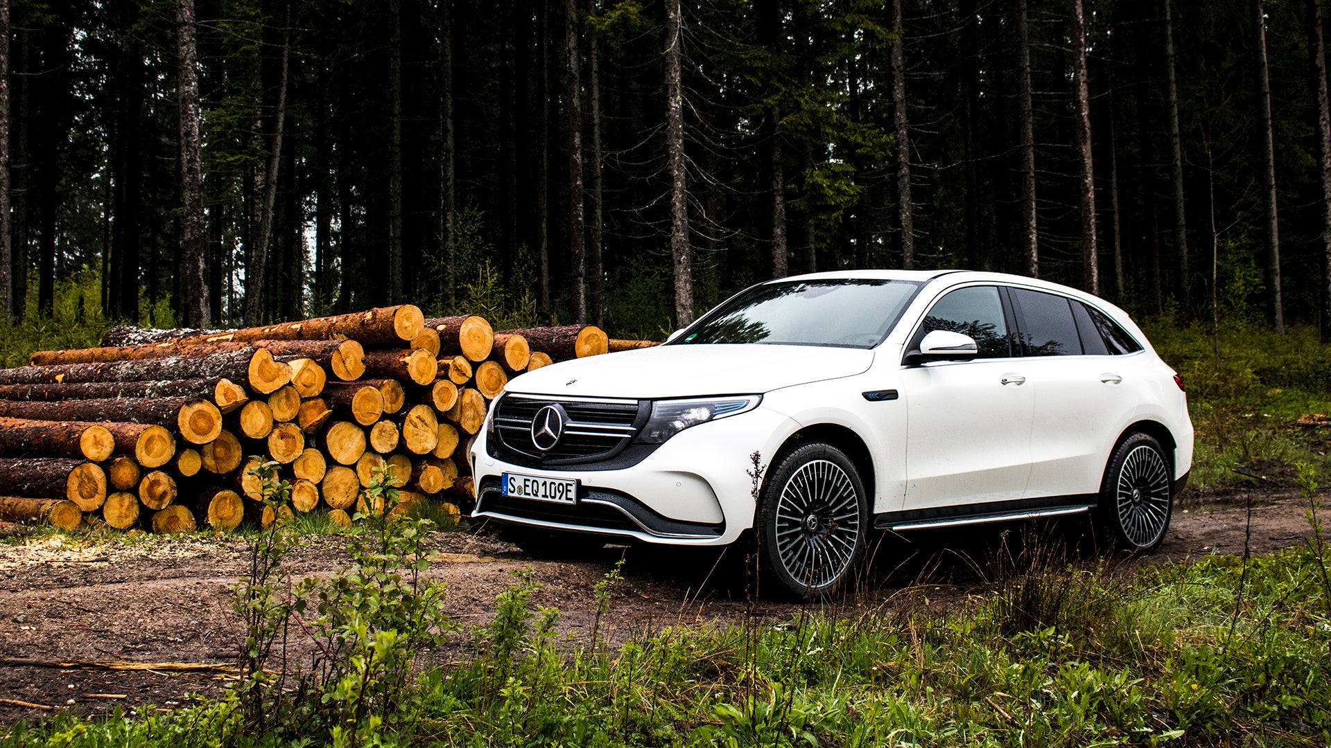 2020 Mercedes-Benz EQC 400 4Matic Review: The First Luxury Electric Car