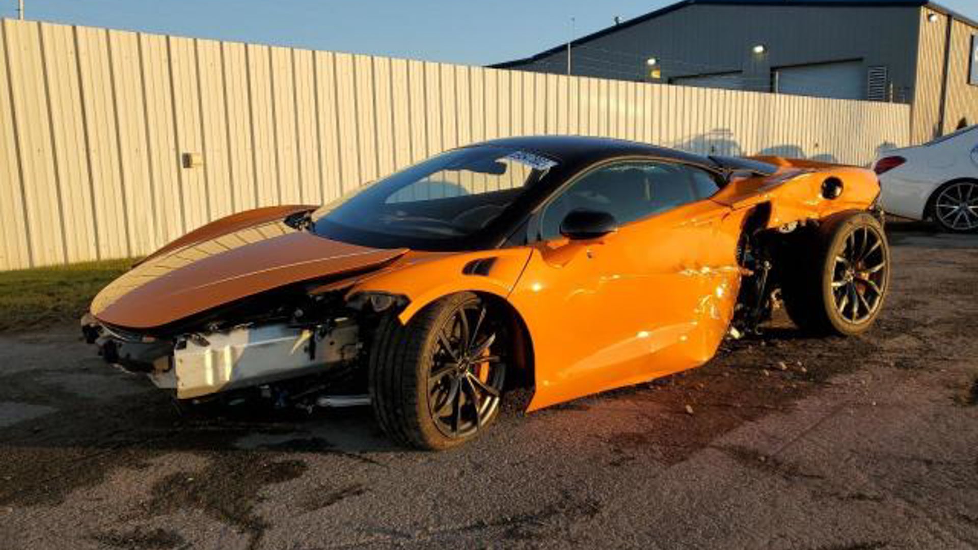 This 2023 McLaren Artura For Sale at a Salvage Auction Is a Head-Scratcher