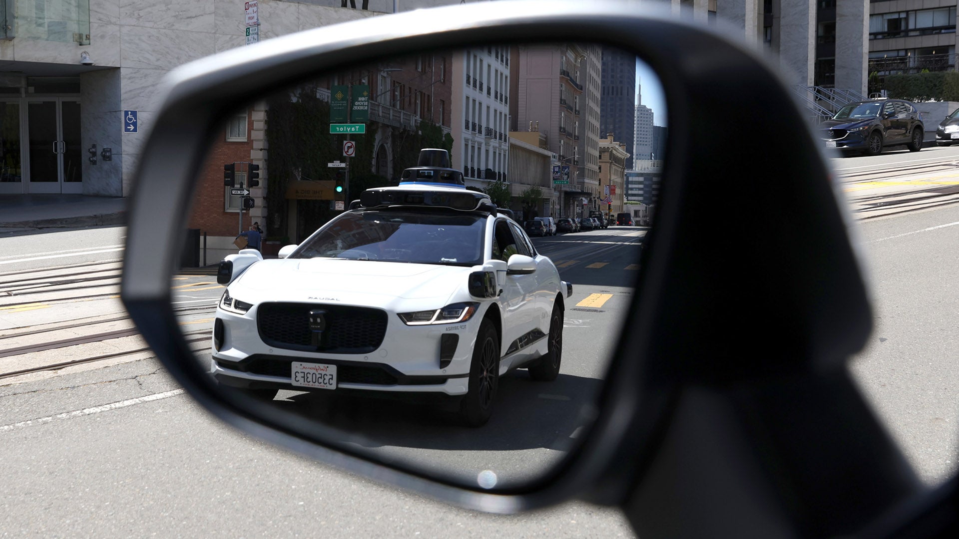 Most Americans Say They’re ‘Afraid’ of Self-Driving Cars: Report